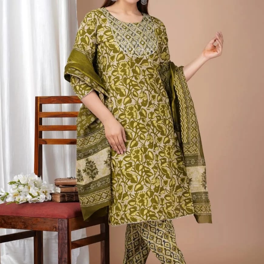 Green Straight Kurti With Pant