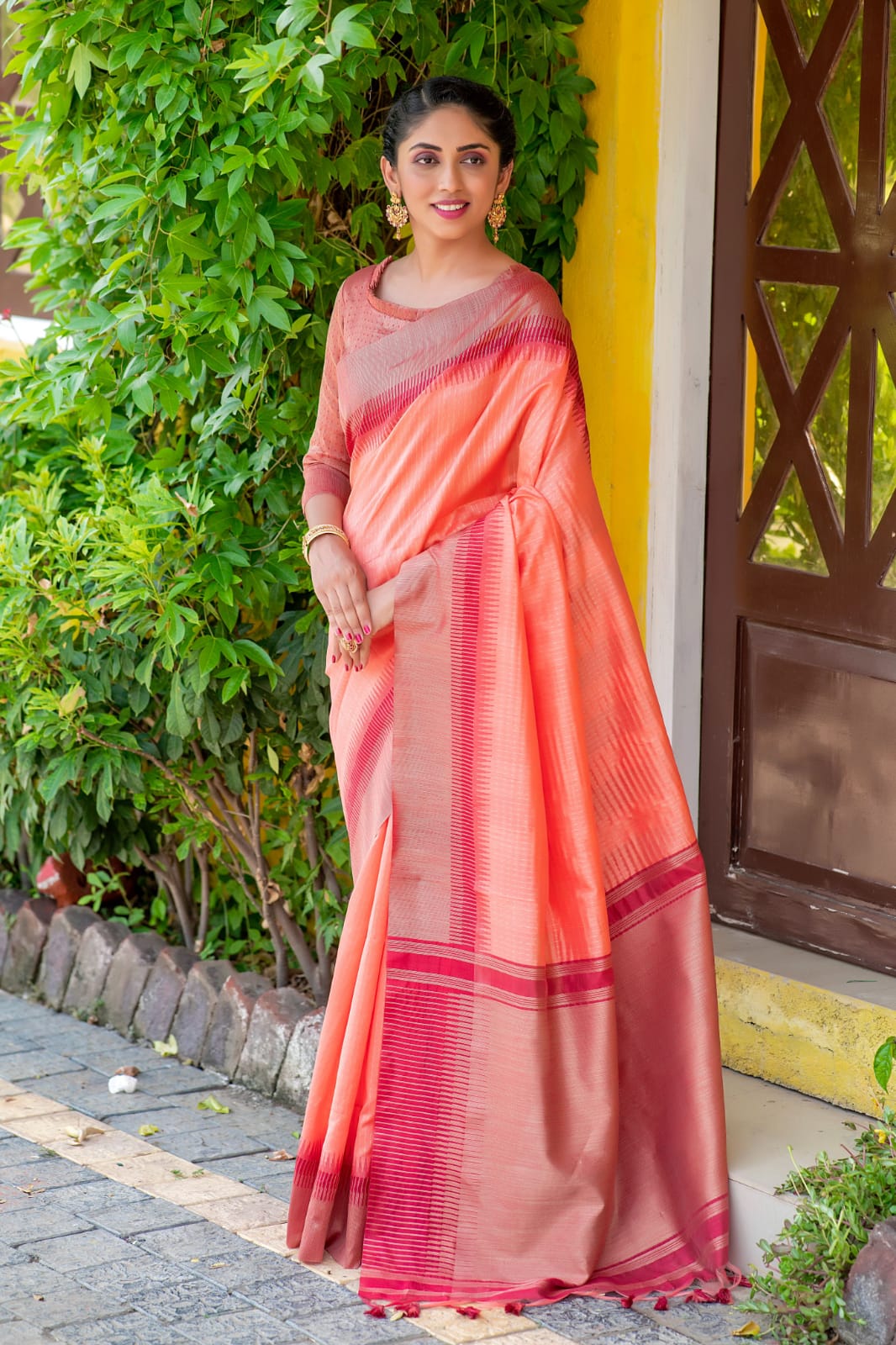 Peach Silk Saree With Zari Woven Contrast Bomkai Temple Border