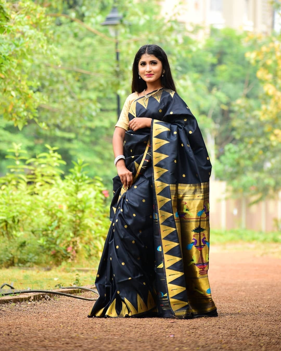 Black Paithani Pure Silk Handloom Saree